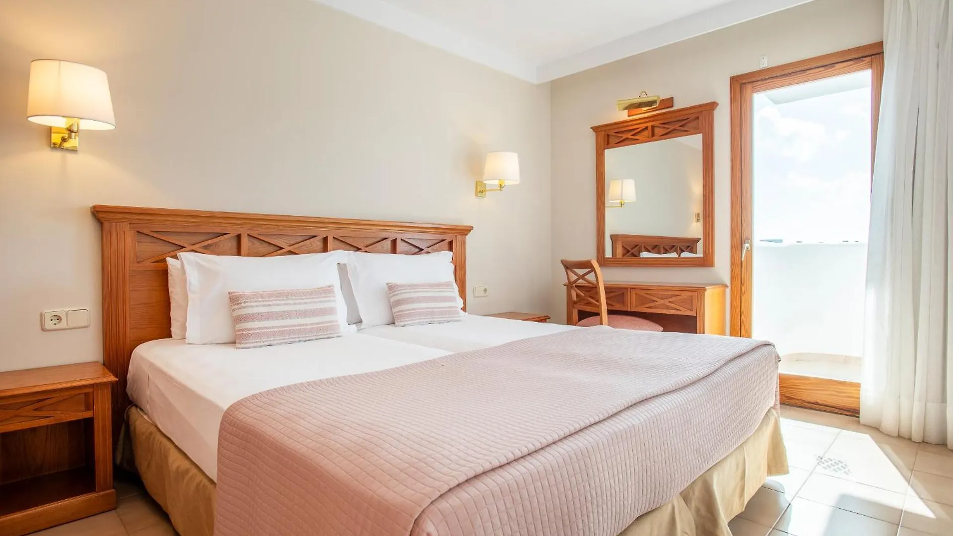 *** Aparthotel Inturotel Cala Azul Cala D´Or Spanje